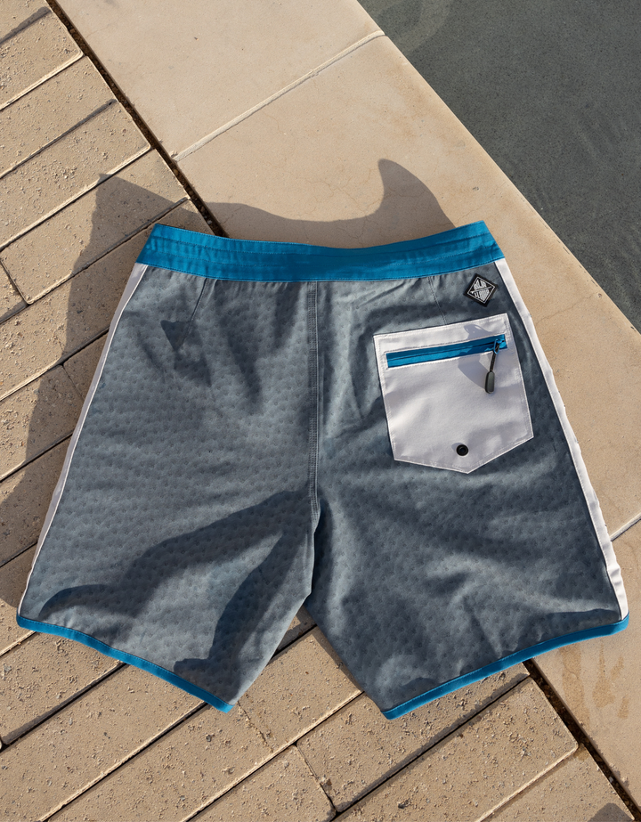 A SPINY PROPOSITION - REMANSO 17" BOARDSHORTS by Bajallama