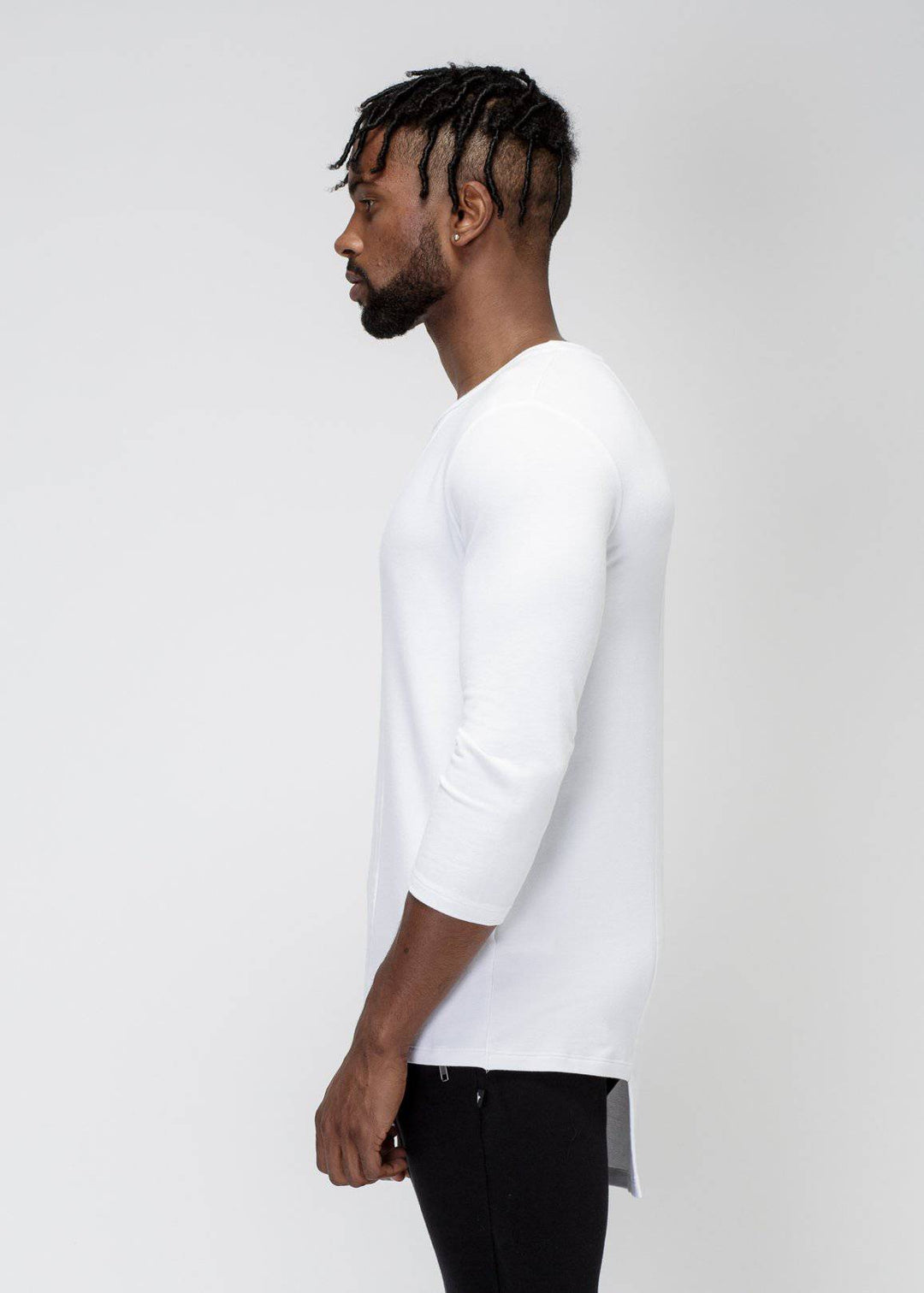 Konus Men's 3/4 Sleeve Tee with Uneven Hem in White by Shop at Konus