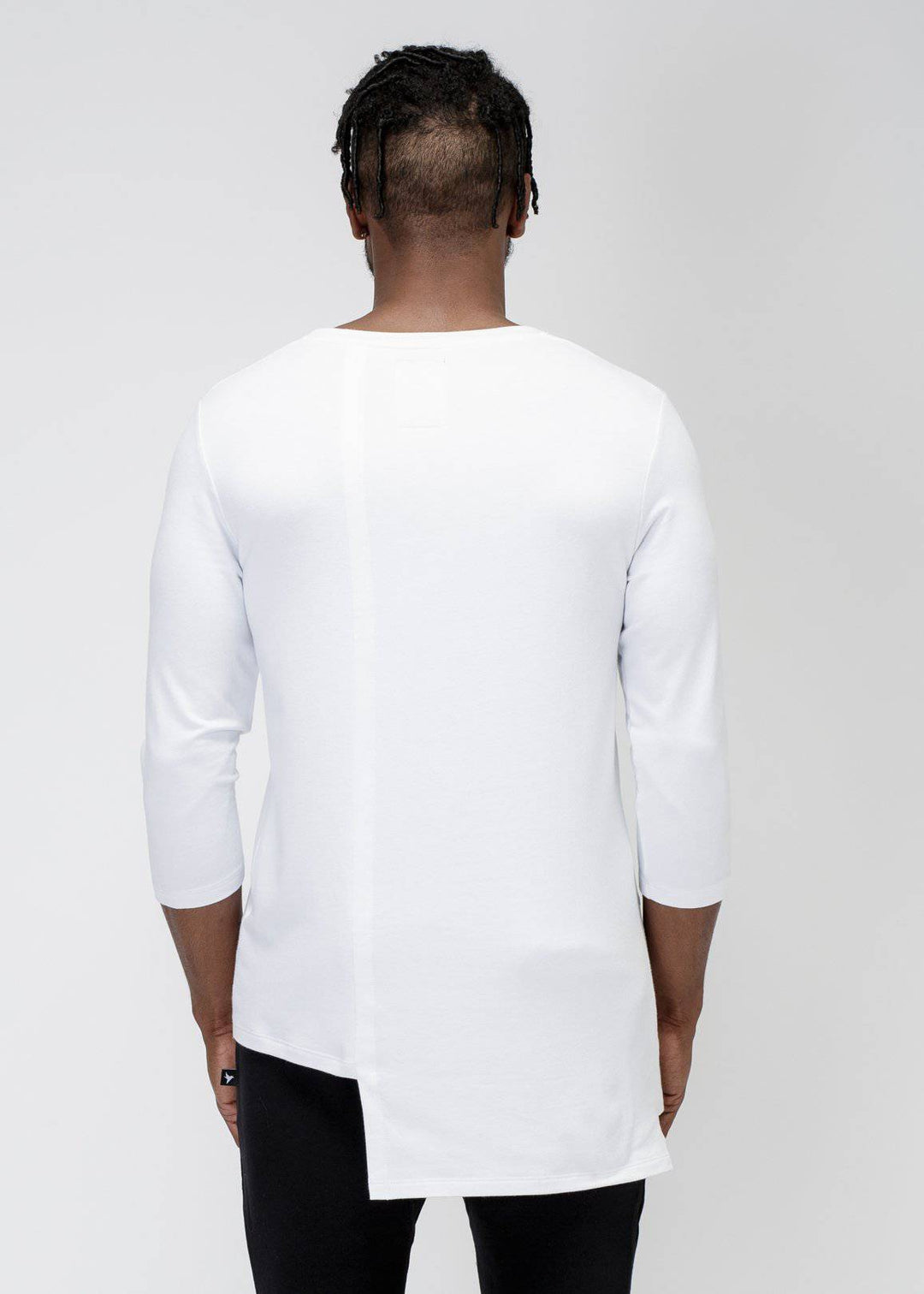 Konus Men's 3/4 Sleeve Tee with Uneven Hem in White by Shop at Konus