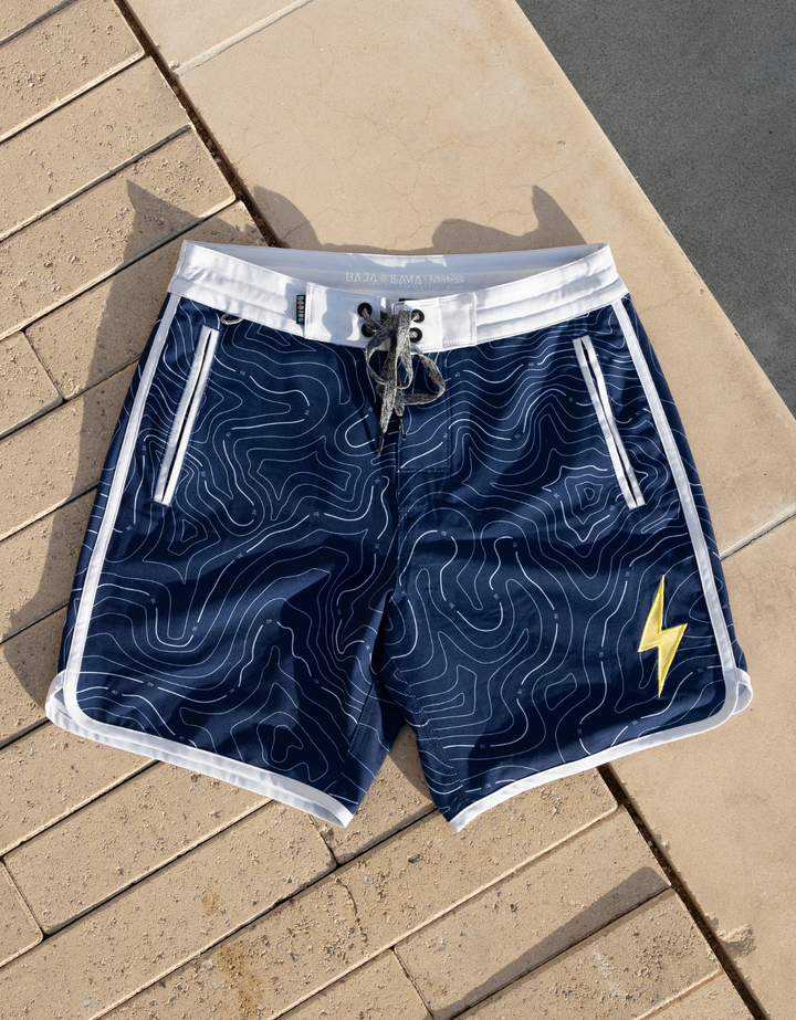 A BOLT OF FRESH AIR - REMANSO 17" BOARDSHORTS by Bajallama