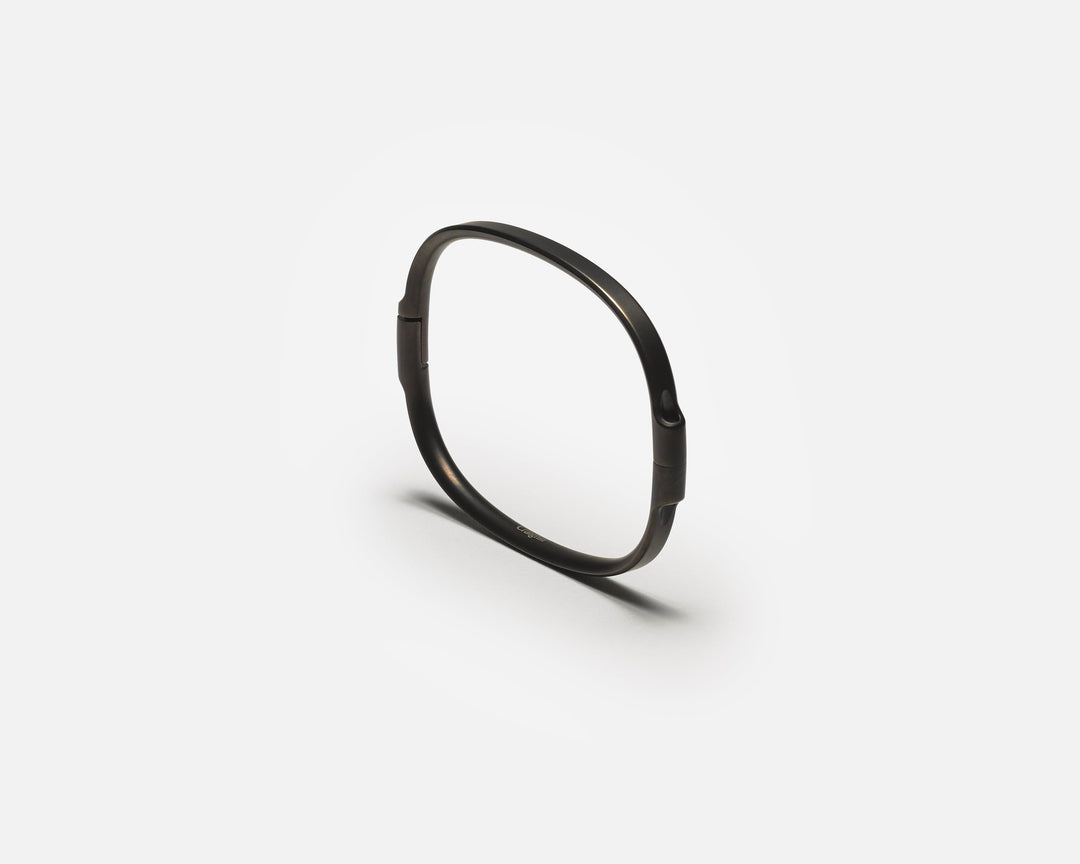 Swing Cuff by Craighill